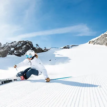 Mountain Getaway - Exclusive Mega Stubai Super Card