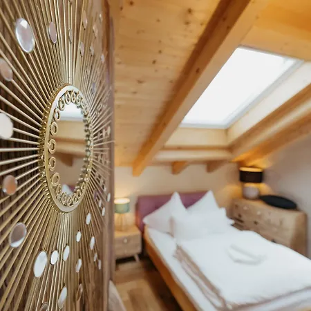 Doug's Mountain Getaway - 'exclusive Mega Chalet' *