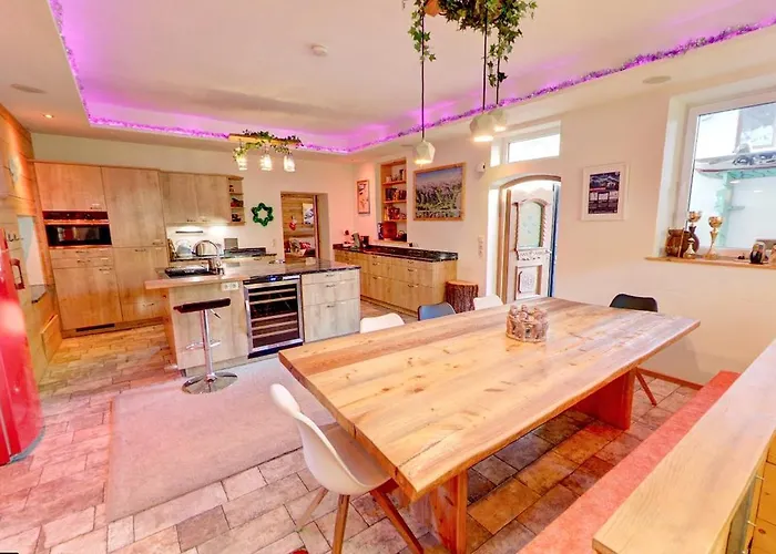 Doug's Mountain Getaway - 'exclusive Mega Chalet'