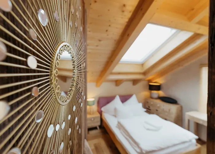 Doug's Mountain Getaway - 'exclusive Mega Chalet' *